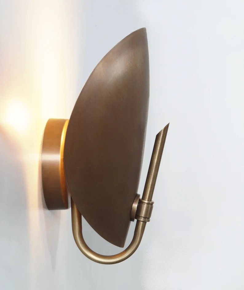 Brass Curved Petal Shade Wall Lamp, Mid Century Modern Turtle Wall Sconce, Antique Vintage Style Wall Light, Industrial Style Light Fixture