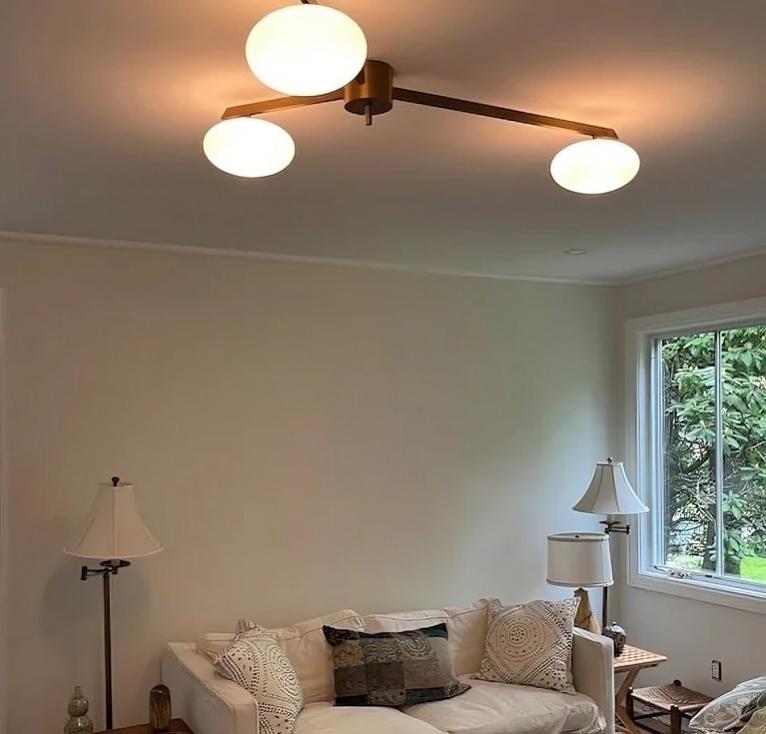 Mid Century Lelii Style Brass Chandelier Flush Mount Low Ceiling Chandelier Vintage Design Italian Style 3 Arm Globe Pendant Light Fixture