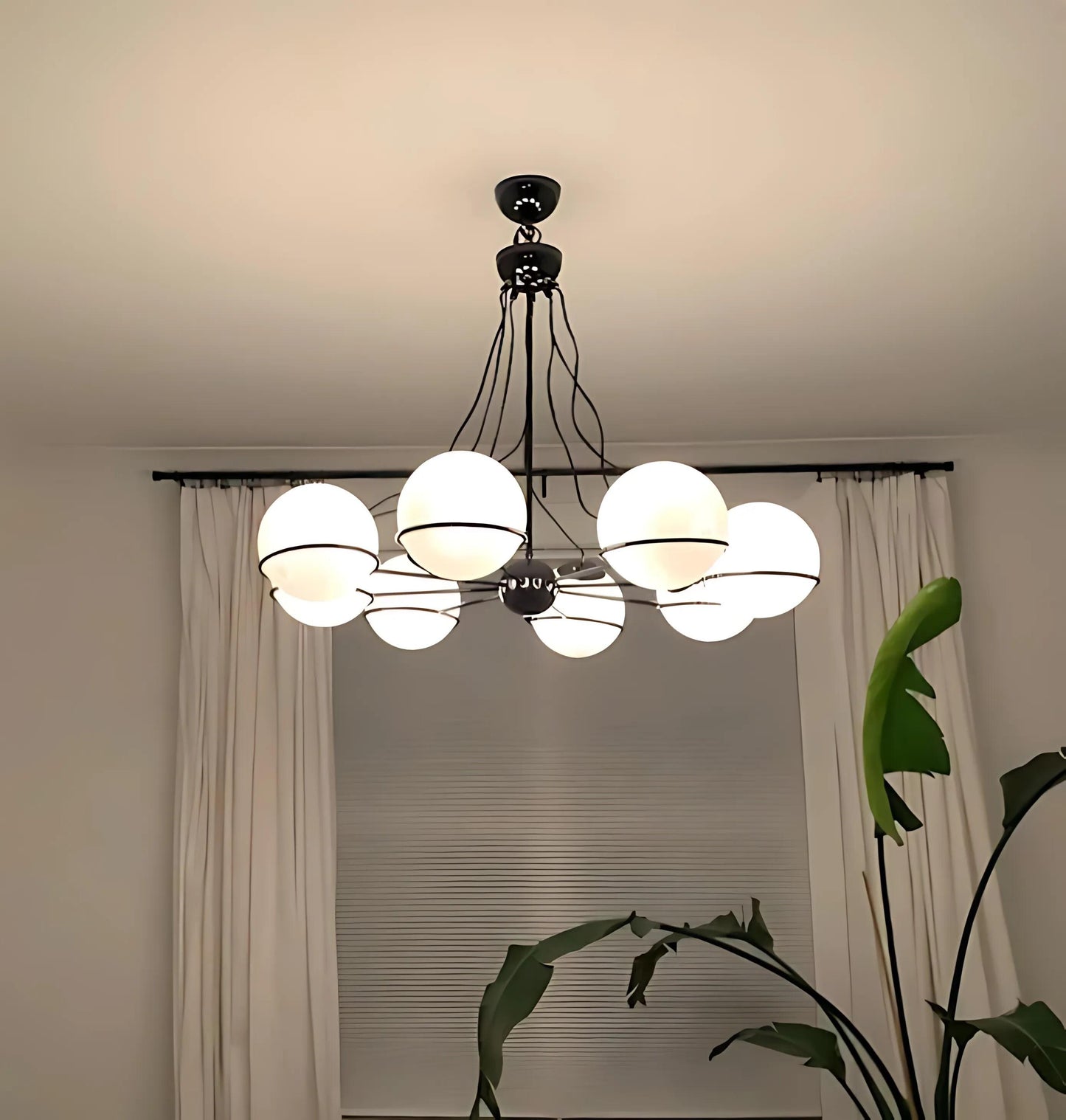 Sarfatti Style Sputnik Globe Chandelier, Mid Century Modern Italian Design 8 Globe Brass Chandelier, Handcrafted Bubble Glass Globe Lighting